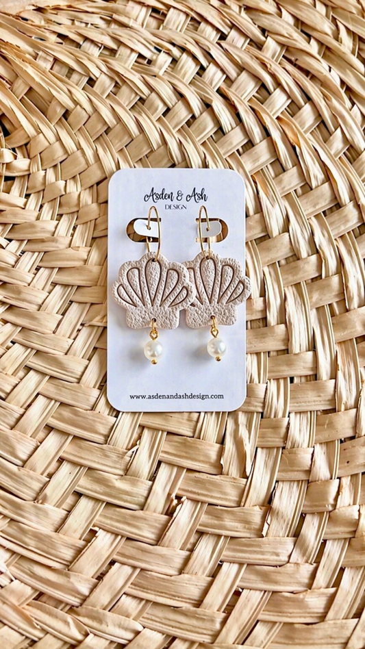 Sand Shell Hoop